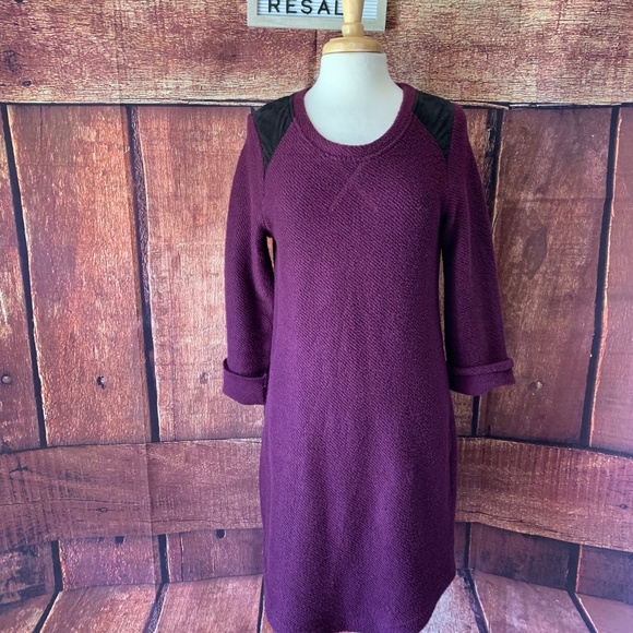 FINAL $ COMFY SOFT SURROUNDING PLUM TWO TONE DRESS - Picture 3 of 8